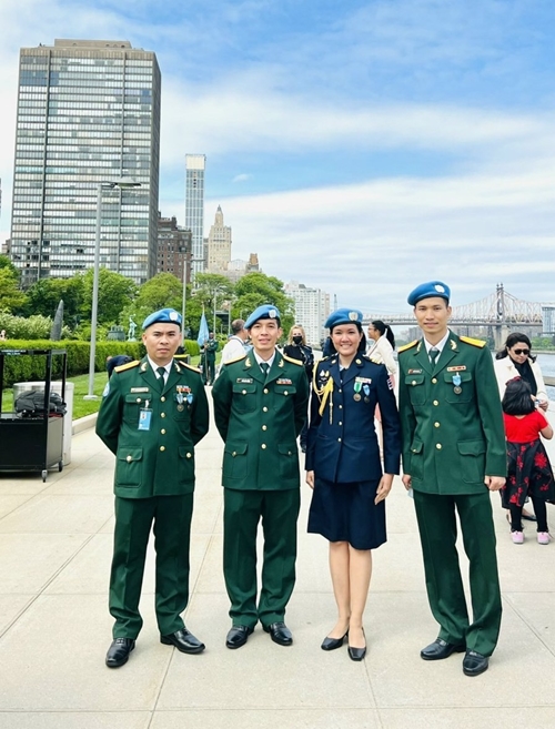 UN honors three Vietnamese military officers